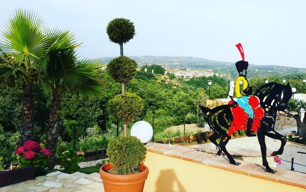 Villa Giulia Del Cavaliere กาสโตรวิลลารี ภายนอก รูปภาพ